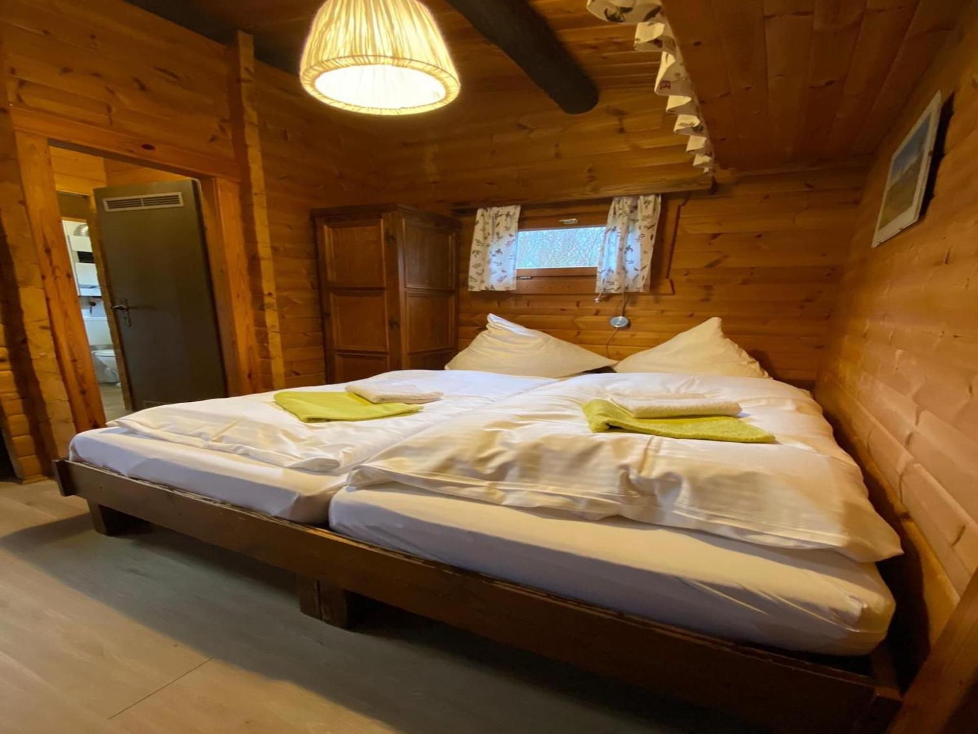 Cozy Holiday Home On A Horse Farm In The L Neburg Heath 埃舍德 外观 照片