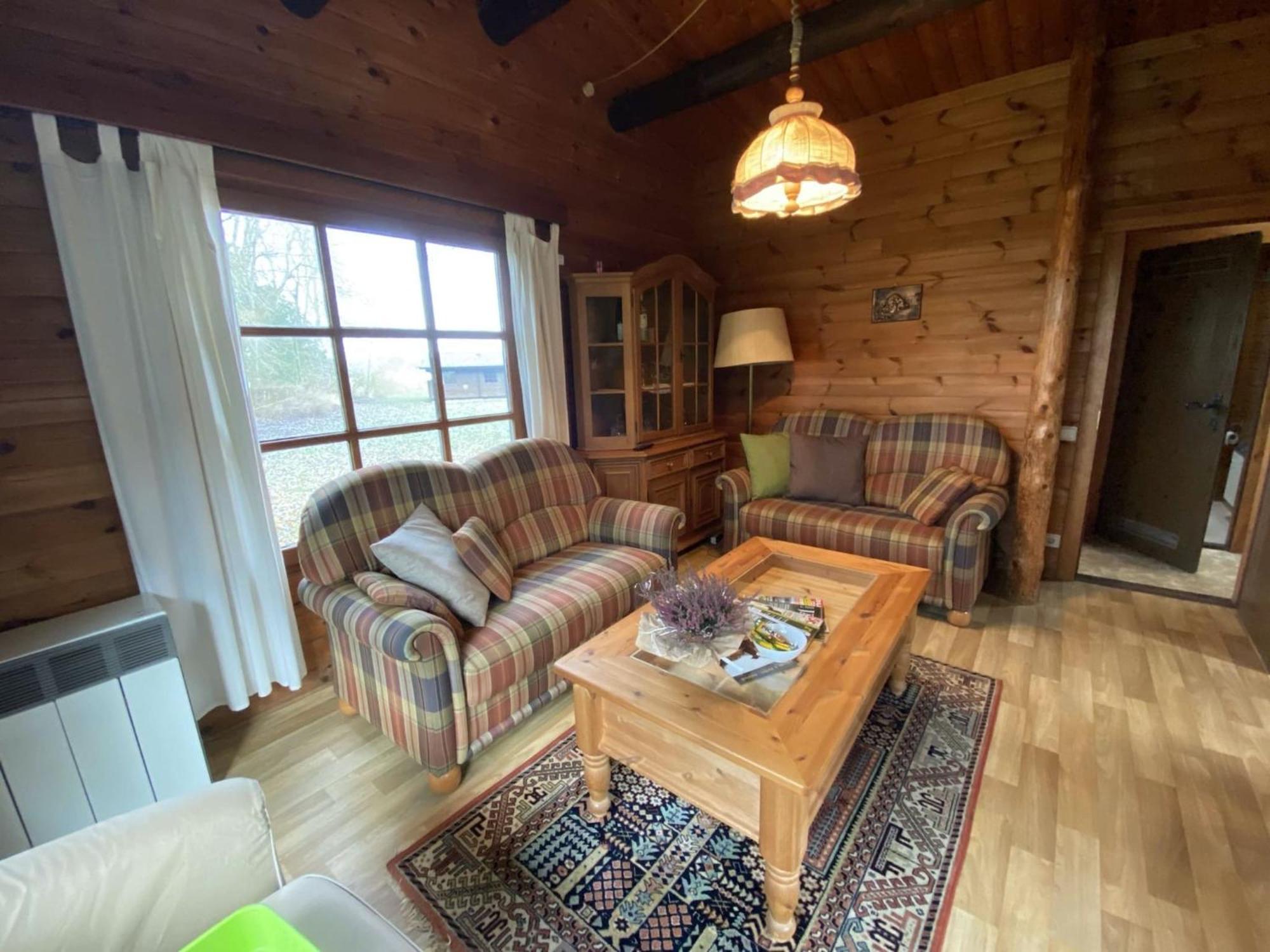 Cozy Holiday Home On A Horse Farm In The L Neburg Heath 埃舍德 外观 照片