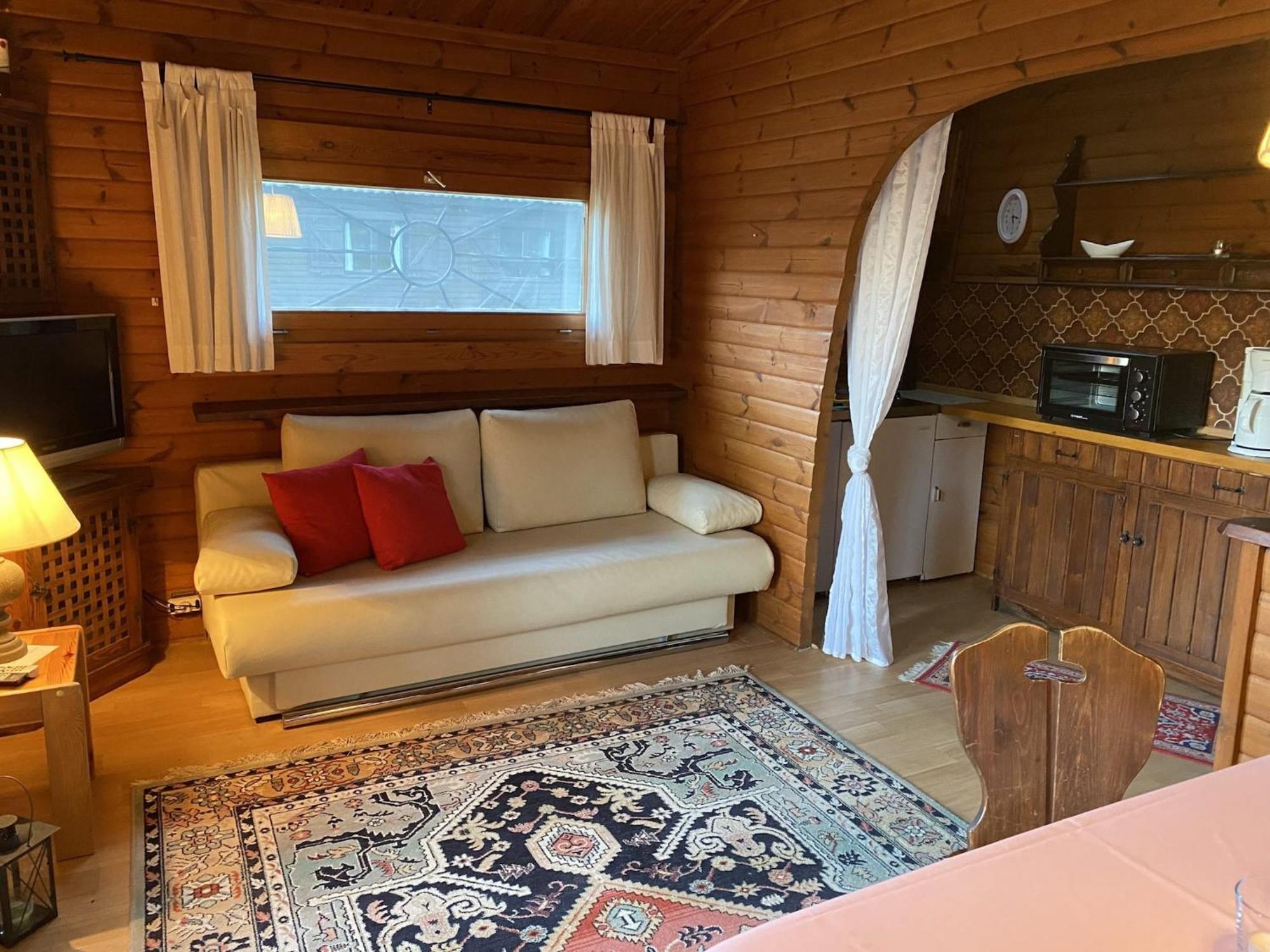 Cozy Holiday Home On A Horse Farm In The L Neburg Heath 埃舍德 外观 照片