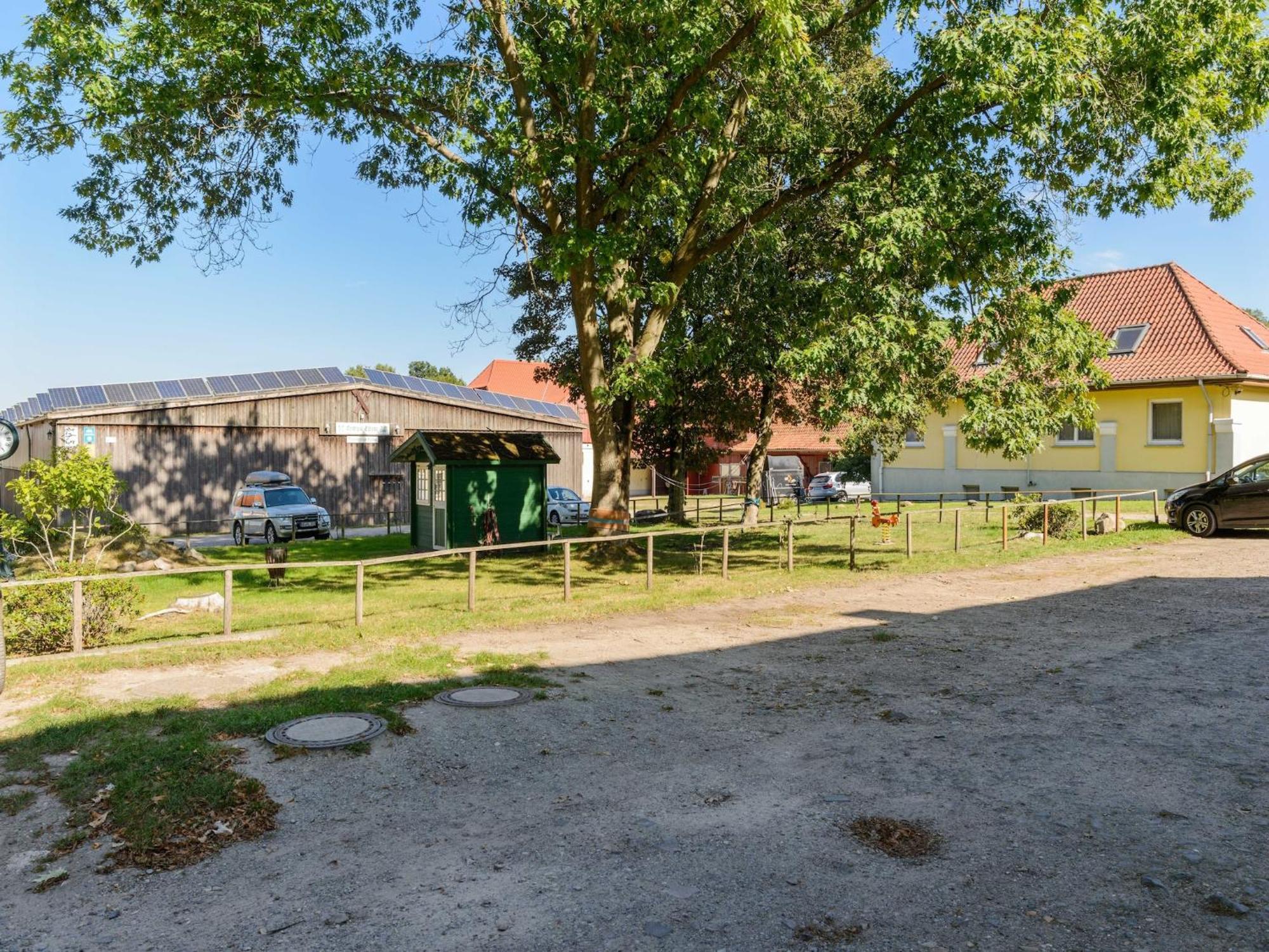 Cozy Holiday Home On A Horse Farm In The L Neburg Heath 埃舍德 外观 照片